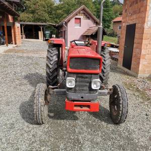 Massey Ferguson 133