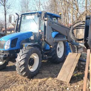 New Holland TL90 + prednji utovarivač + gajba