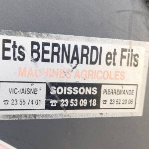 New Holland TL90 + prednji utovarivač + gajba