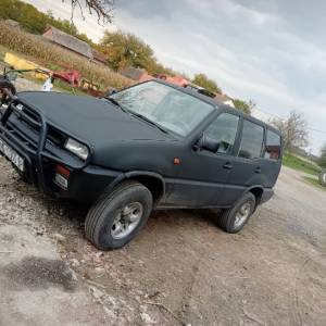 Nissan Terrano 2.7 td