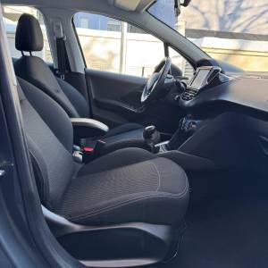 PEUGEOT 208 //107tkm//prvi vlasnik//HR auto//klima//odličan//