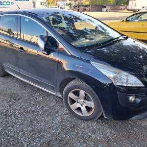 Peugeot 3008 2013. god - Automatski mjenjač, 4x4 pogonProdajem Peugeot