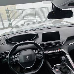 Peugeot 5008  1.5 BlueHDI  130 S&S Allure, 7 sjedala