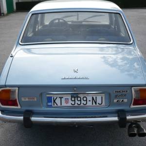 Peugeot 504