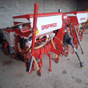 Pneumatska sijačica za kukuruz Gaspardo 4 reda