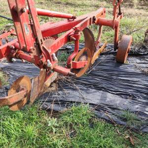 Poljoprivredni strojevi i priključci