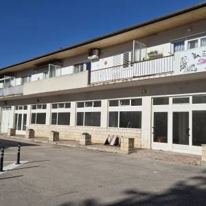 Poslovni prostor u centru Jelse. Otok Hvar