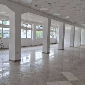 Poslovni prostor u centru Jelse. Otok Hvar