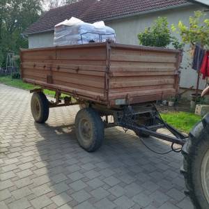 PRIKOLICA KIPER 4,5T