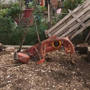 Prodaje se kosa za traktor sa manjim kvarom