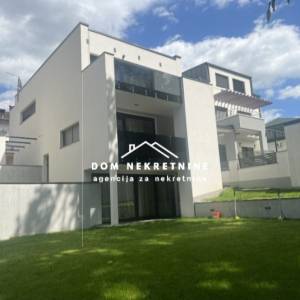 PRODAJE SE VILA U ZAGREBU ️