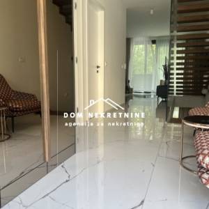 PRODAJE SE VILA U ZAGREBU ️