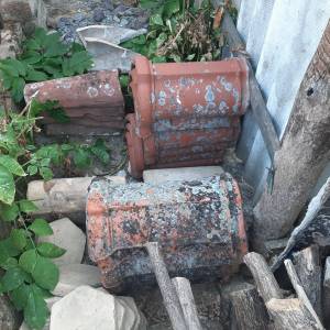 PRODAJEM KUBURE,LUBURE,ZLJEBNJAKE,KAPE,KAPLAJE