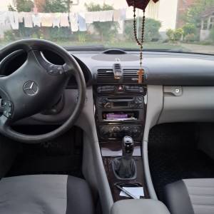 Prodajem Mercedes C200 CDI