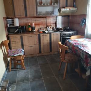 Prodajem stan u nizu