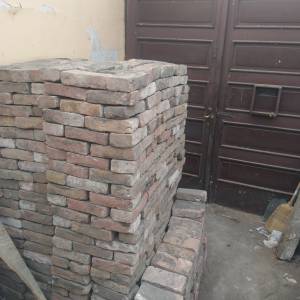 PRODAJEM STARU CIGLU MALOG FORMATA