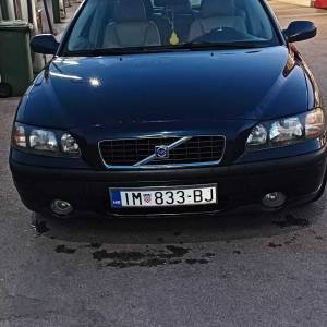 Prodajem VOLVO S60, TDI, 2400 ccm, 2002. god.