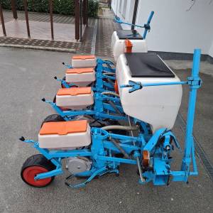 Sijačica za kukuruz MONOSEM 4 reda