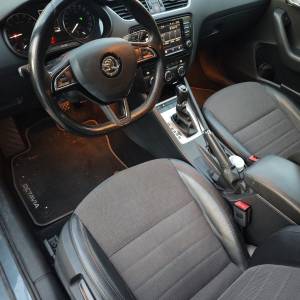 Škoda Octavia Combi 2,0 TDI DSG