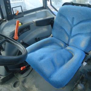 TRAKTOR NEW HOLAND  95