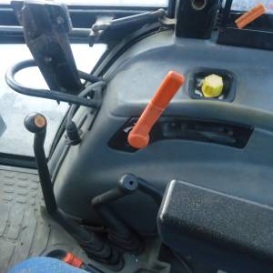 TRAKTOR NEW HOLAND  95