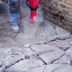 USLUZNO RUSIMO STARE OBJEKTE