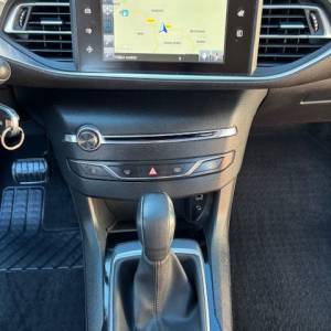 308SW,ALLURE1,6HDi AUTOMATIC,88kW,2016.god,203000km,reg.do9/26