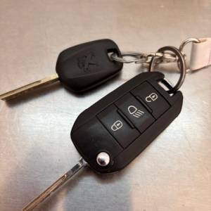 308SW,ALLURE1,6HDi AUTOMATIC,88kW,2016.god,203000km,reg.do9/26