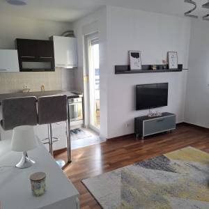 AKTIVAN Postavljen: 17.02.2026. | Osijek Stan Osijek (Retfala), 47m2,