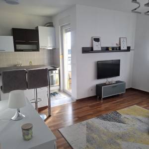 AKTIVAN Postavljen: 17.02.2026. | Osijek Stan Osijek (Retfala), 47m2,