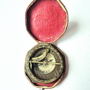 Antikni džepni sunčani sat/kompas