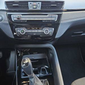 BMW X2 18i sDrive LED,KAM,AUT. KLIMA, NAVI, TEMP, HUD, *23.000*