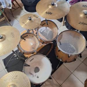 Bubnjevi Yamaha Stage Custon