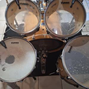 Bubnjevi Yamaha Stage Custon