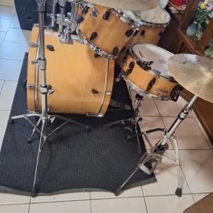 Bubnjevi Yamaha Stage Custon