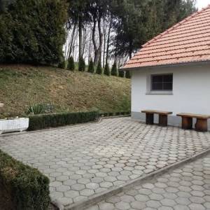 Budinščina - Krapinica, vikend kuća 90m2 na parceli 4.575m2, garaža