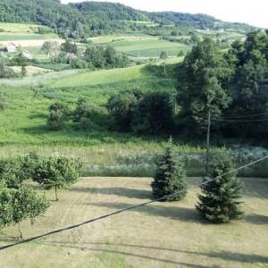 Budinščina - Krapinica, vikend kuća 90m2 na parceli 4.575m2, garaža