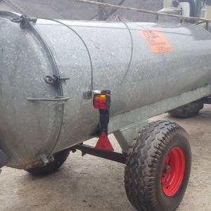 Cisterna pocinčana 3000 litara