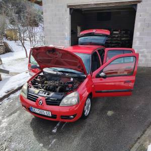 Clio STORIA 1,2 8 V 2007 REG 02/27