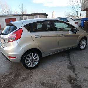 Ford Fiesta 1.5 DCi  Titanium Digitalna klima,Servisna knjiga