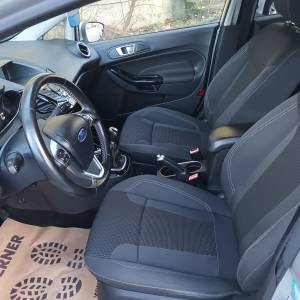 Ford Fiesta 1.5 DCi  Titanium Digitalna klima,Servisna knjiga