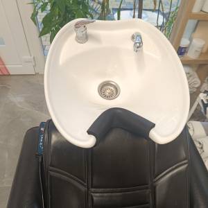 Frizerski glavoper, Zagreb