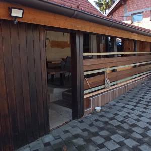 G,Stubica - Slani potok, autohtona drvena kuća 92m2, renovirana!