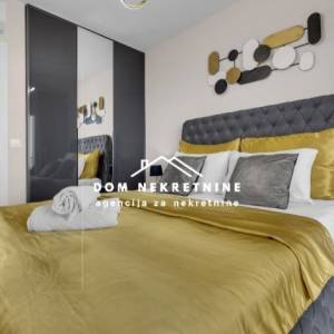 IZNAJMLJUJE SE LUKSUZNI STAN U MAKARSKOJ