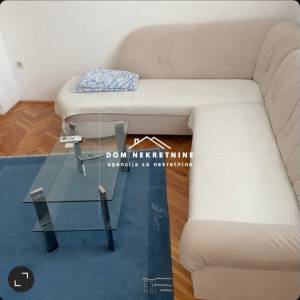 IZNAJMLJUJE SE STAN U MAKARSKOJ