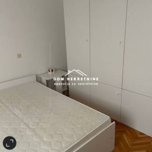 IZNAJMLJUJE SE STAN U MAKARSKOJ