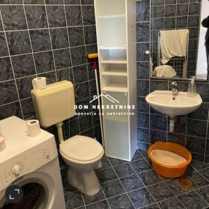 IZNAJMLJUJE SE STAN U MAKARSKOJ