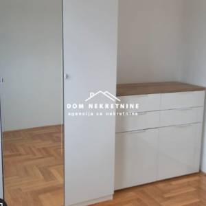 Iznajmljuje se stan u Zagrebu ( Lanište )