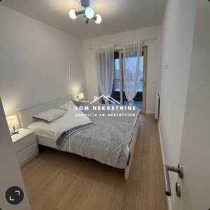 IZNAJMLJUJE SE STAN U ZAGREBU