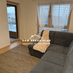 IZNAJMLJUJE SE STAN U ZAGREBU